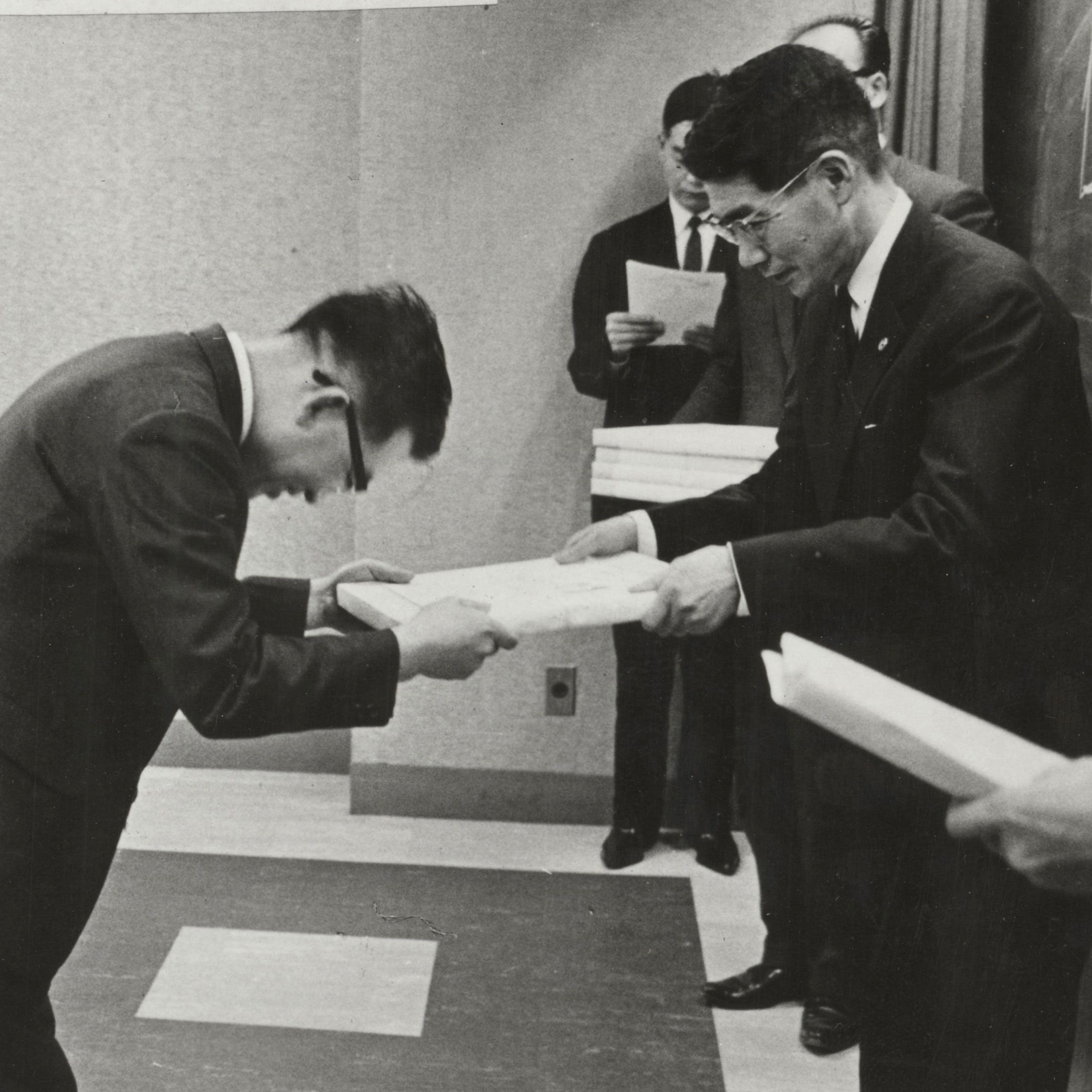 Man receiving Dale Carnegie award Man receiving Dale Carnegie award